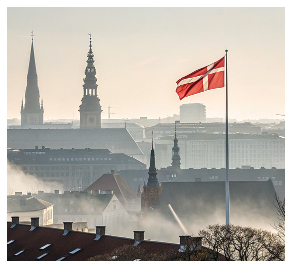 Danmark (Pia Christmas-Møller)